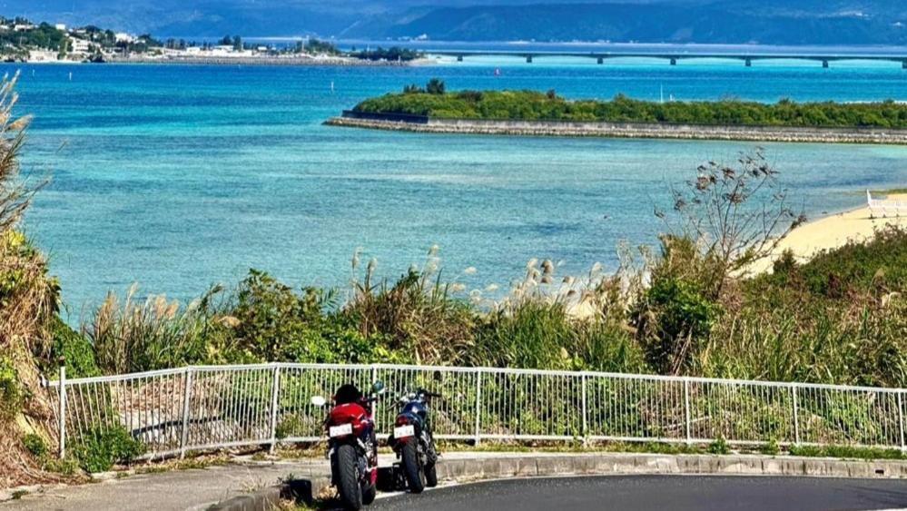Coral Apartment Onna Bagian luar foto